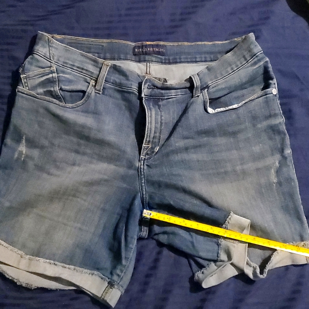 rock & republic Jean shorts 18w